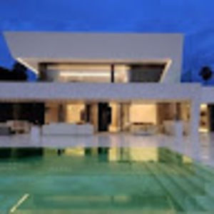 Meet your Posher, Annie